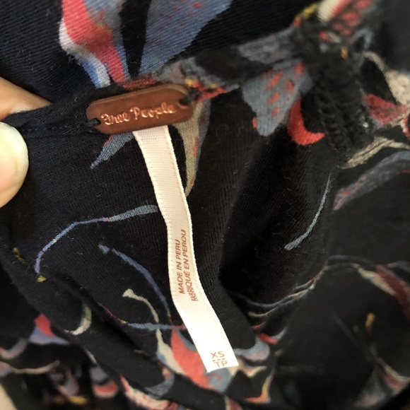 FreePeople Elsa Printed Twist Back Top  SzXS - Picture 8 of 9